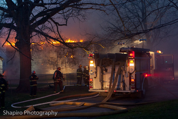 3-Alarm fire in Indianapolis 4-11-14 at 2009 Draper Street shapirophotography.net Larry Shapiro photography